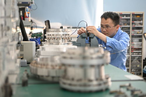 智能化技术研发为经济运行持续好转注入更大动力——5月全国各地经济社会发展扫描